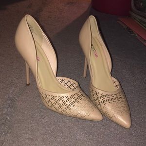 Tan heels only worn once!